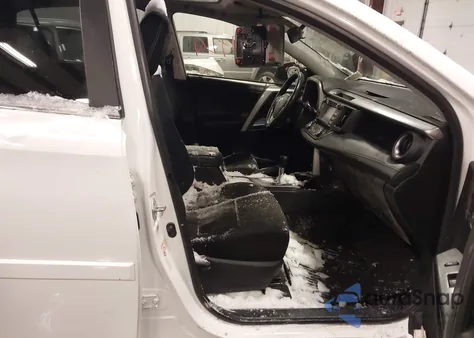 2018 Toyota Rav4 Hybrid Xle z USA, uszkodzony, nr VIN JTMRJREV5JD186982